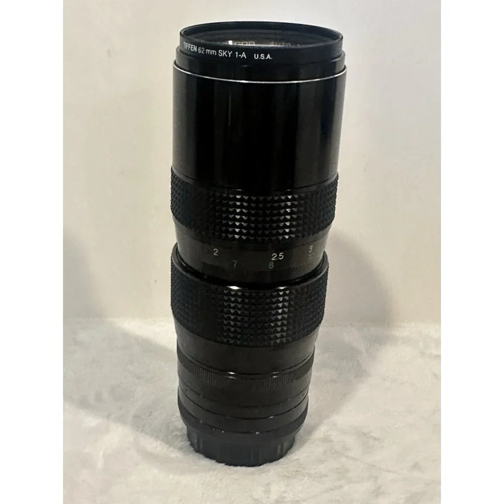 soligor Auto Zoom Macro Camera Lens 1:3.5 With‎ Case